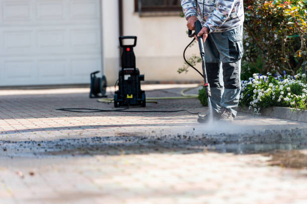 Why Choose Our Certified Pressure Washing Experts for Your Project Needs in Los Altos, CA?